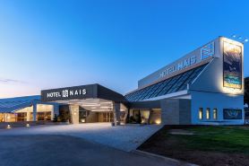 Hotel Nais