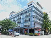 Bellevue Ocean Patong Hoteles cerca de Playa Freedom
