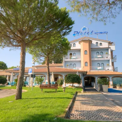 Hotel Cristoforo Colombo Hotels near محطة أنكونا
