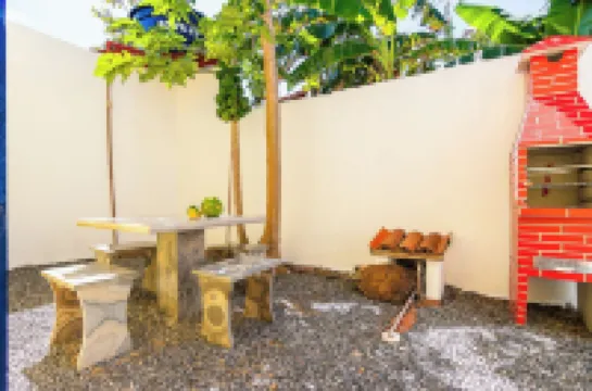 Casa Amarela em Icaraí de Amontada Отели в г. 