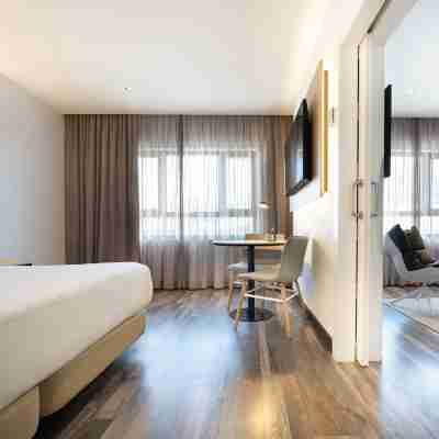 Hotel Cadiz Paseo Del Mar by Melia Rooms