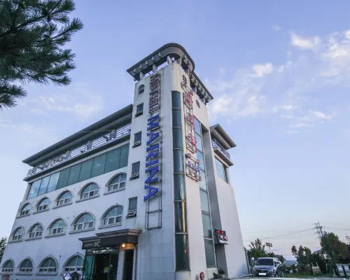 Incheon Marina Hotel berhampiran Pantai Simnipo