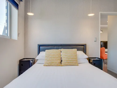Cosy 1-Bedroom Apartment Close to the City