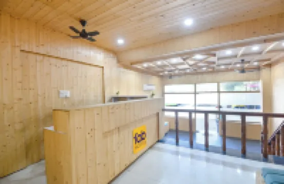 Fabhotel 皇家地鐵酒店