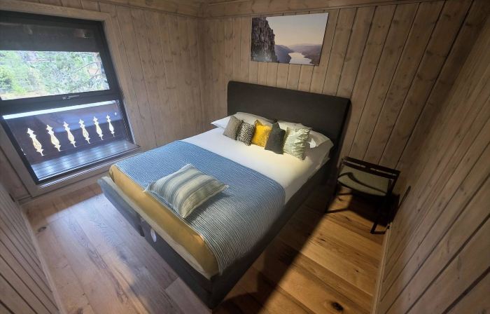 Unique hytta with jacuzzi, sauna, 7 bedrooms
