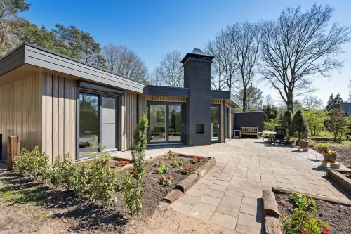 Bungalow in Drenthe Near Forest & Lake - 3-Star