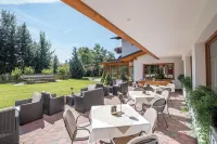 Apipura Hotel Rinner