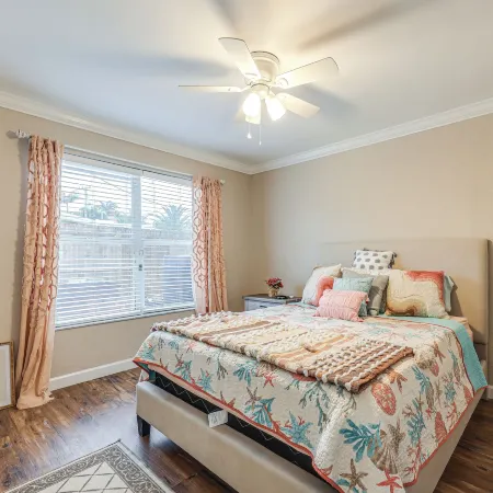 Pool & Home Theater: Lighthouse Point Home! Hoteles en Lighthouse Point