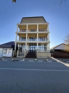 Mona Lisa Guest House