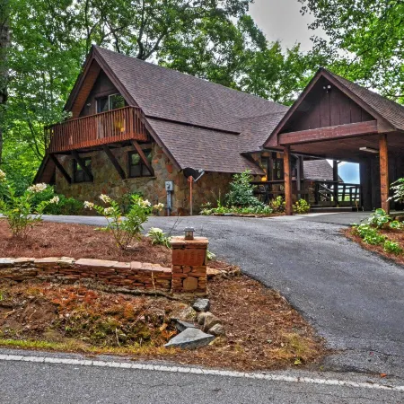 Sky Valley Home w/ Stunning Views - 1 Mi to Resort