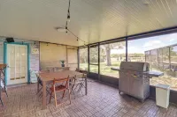 Beach Retreat in Jacksonville Pet and Family-Friendly