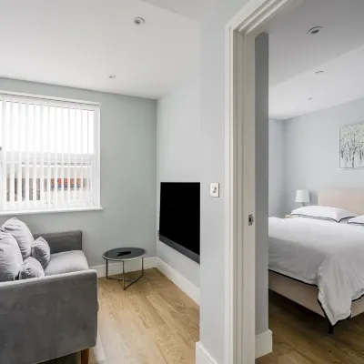 Luxury Apartment in Chelmsford Bond Street with Sky TV, Movies & Netflix チェルムスフォード周辺のホテル