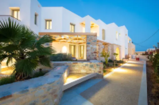 トリオティッサ ローカル リビング レジデンス