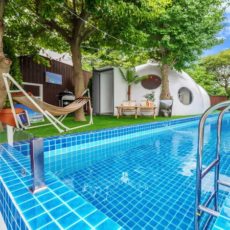 Sunrise Hill Poolvilla Отели рядом с достопримечательностью «Поле для гольфа The Ocean»