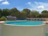 Vineyard Stay w/ Pool - 빌라