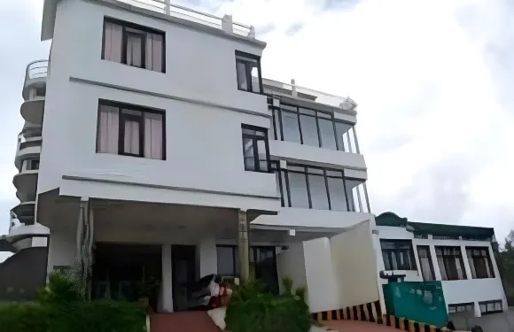 邁納克酒店及健康俱樂部