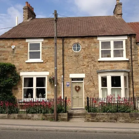 Moor End House Bed & Breakfast