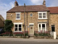 Moor End House Bed & Breakfast