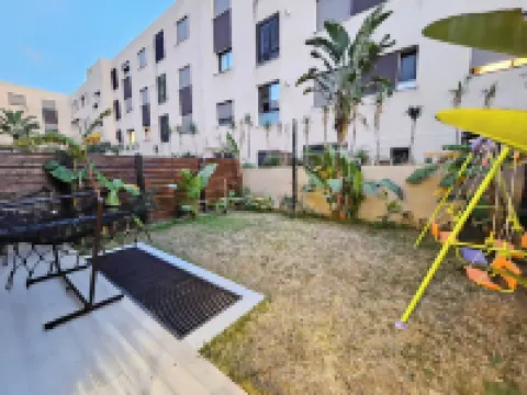 拉馬爾薩中心的精緻別墅帶花園 住宿飯店