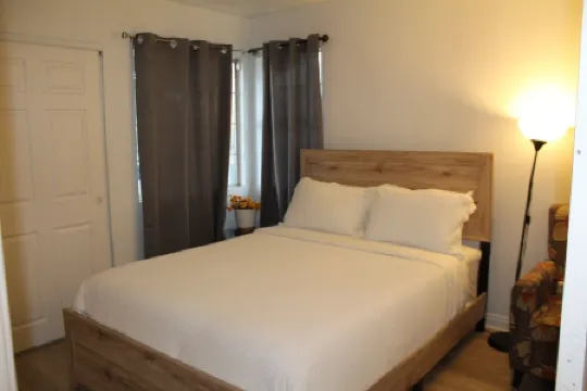 Spacious Home w/ Backyard Basketball + Laundry