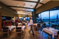 Herdade da Cortesia Hotel - parking