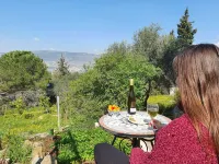 Charming 2-bedroom apartment with WiFi, AC in quaint Mikhmanim Hotels in Akko