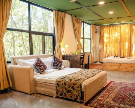 Wilderness camp Resort Pench Hotéis em Seoni