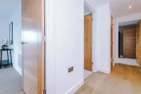 Premium City Penthouse Ideal For Business