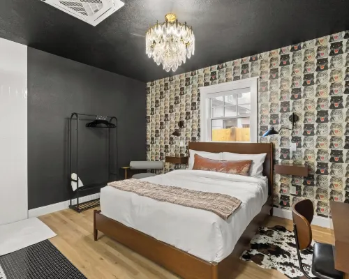 Assemble Boise Hotels in Ada County