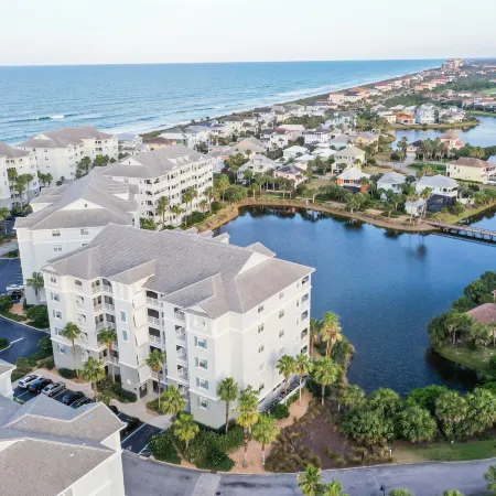 Elegant Waterfront Condo With Central AC, Balcony, and Shared Pools & hot Tubs