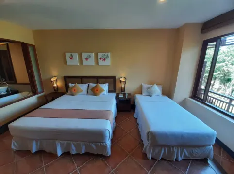 ห้องซูพีเรียร์ เตียงใหญ่ 1 เตียง