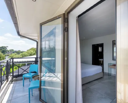 Anew Hotel & Convention Centre or Tambo Johannesburg Hotels in Benoni