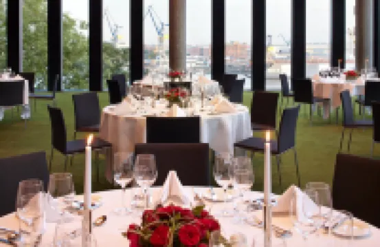 Empire Riverside Hotel