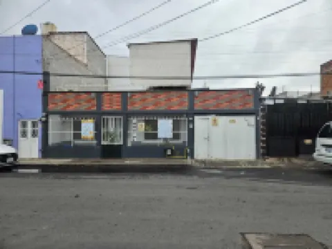 Hostal Maple Hotels in 