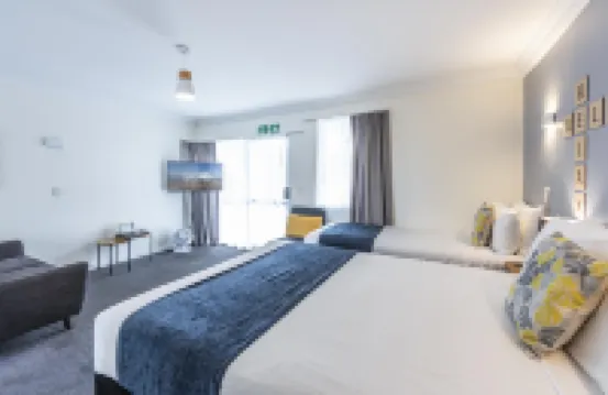 國王庭院汽車旅館