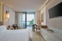 凱法利尼亞白色岩石飯店 - 陽台