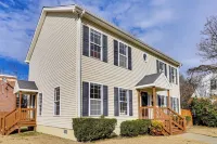 Walk to Dtwn & Campus! Spacious Hampton Home - 3-Star