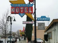 Santa Fe Motel Tehachapi by Hotel O Hotel di Tehachapi