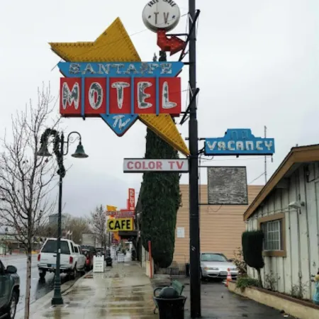 Santa Fe Motel Tehachapi by Hotel O Отели в г. Техачапи