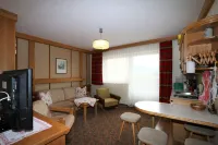 Apartment in Vorberg Near Dachstein Glacier - Wifi