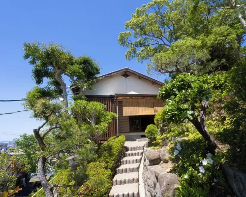 HABi-Wakaura Hotels near Kimiidera Temple