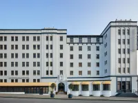 Graduate by Hilton Berkeley Hotels near Elements