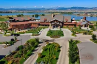 Scenic Mountain Retreat Golf, Pickleball, Relax Hotels in 