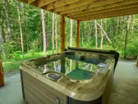 Hickory Haven at Trickle Creek Hotels in Marion Township