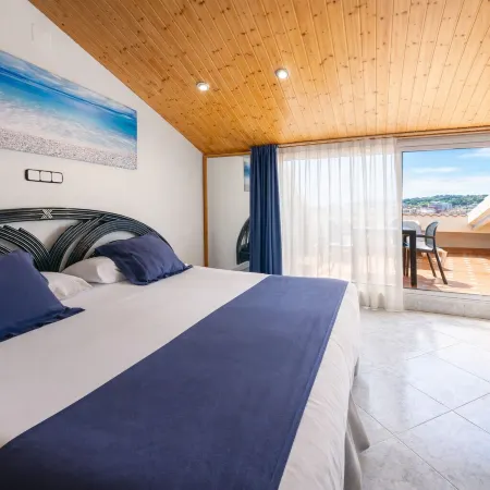Neptuno Apartments