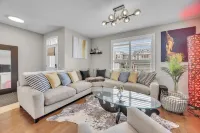 3 Bedroom Luxury Home w/ Office & Theatre