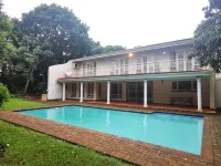 Spacious 4BR Home Pool & Balconies Krantzkloof Hotels in Kloof