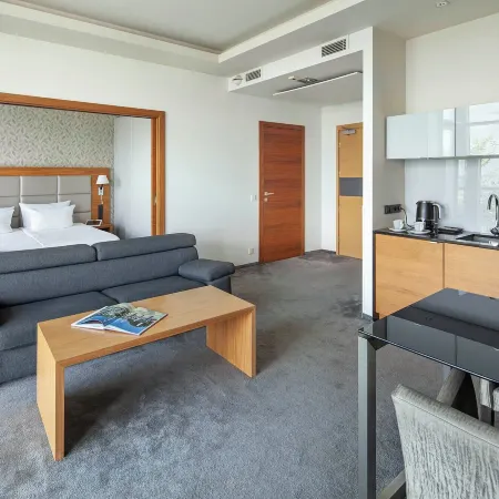 Sea Premium Aparthotel