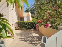 Casa Elysia 2BR Beach & Pool Hanya otelleri