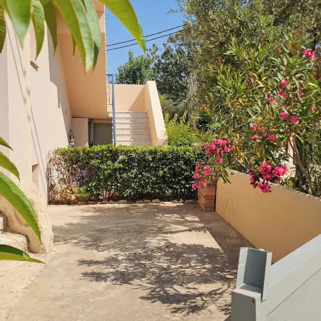 Casa Elysia 2BR Beach & Pool